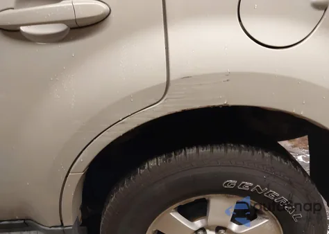 2008 Ford Escape Limited из США, поврежденный, VIN 1FMCU04158KA17277